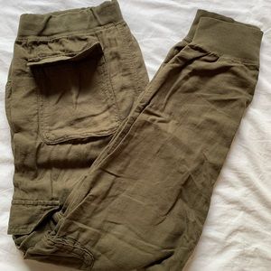 Aritiza - Community Jogger